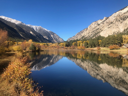 Fall at Wrights Lake